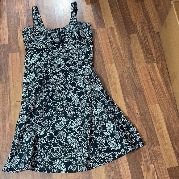 NWOT. KSL. Division of Karin Stevens. Black dress with teal designs. 14W. - Picture 8 of 14